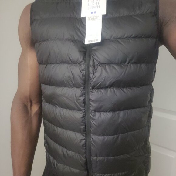 UNIQLO Sleeveless Jacket NEW – Black, Size Large - Picture 1 of 9